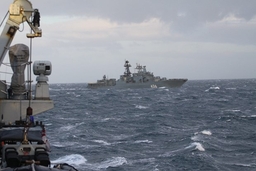 Hải quân Nga giải cứu tàu container bị cướp biển tấn công