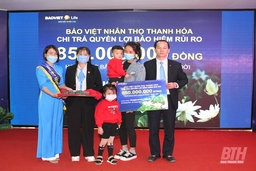 Bảo Việt Nhân Thọ Thanh Hóa chi trả 850 triệu đồng quyền lợi bảo hiểm cho khách hàng
