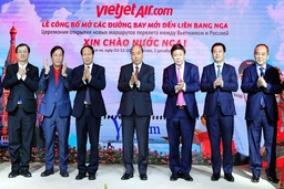 Chủ tịch nước Nguyễn Xuân Phúc dự lễ công bố đường bay thẳng Việt Nam - Mát - xcơ - va