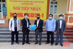 Công ty Cổ phần may xuất khẩu Trường Thắng tặng huyện Nông Cống quần áo bảo hộ phòng, chống dịch