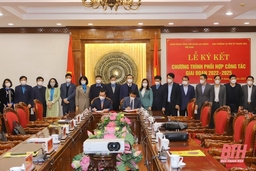 Đảng đoàn Tổng Liên đoàn Lao động Việt Nam và Ban Thường vụ Tỉnh ủy Thanh Hóa ký kết chương trình phối hợp công tác
