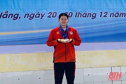 Tài năng trẻ Phạm Thị Vân giành cả 6 huy chương cho đoàn Thanh Hóa tại Giải bơi vô địch quốc gia 2021