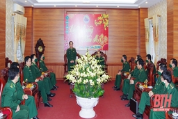 Trung tướng Đỗ Danh Vượng thăm, chúc tết Bộ Chỉ huy BĐBP tỉnh Thanh Hóa