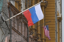 Mỹ dọa trục xuất Đại sứ Nga nếu không đáp ứng đủ điều kiện