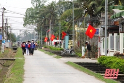 Khơi dậy sức dân ở xã Hoằng Tiến