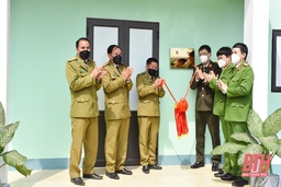 Công an tỉnh Thanh Hóa bàn giao 32 trụ sở làm việc cho Công an các bản biên giới tỉnh Hủa Phăn (Lào)