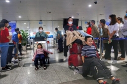 Hoàn thành 6 chuyến bay đưa gần 1.700 người Việt tại Ukraine về nước