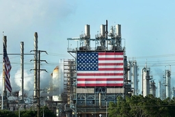 Giá năng lượng trên thế giới tăng cao: Cơ hội cho nước Mỹ