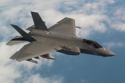 Canada mua 88 máy bay chiến đấu tàng hình F-35 của Lockheed Martin