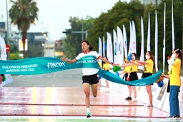 Điền kinh Thanh Hóa giành 1 HCV, 2 HCB tại Giải chạy VnExpress Huế Marathon 2022