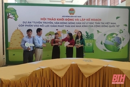 Tập huấn nâng cao kỹ năng truyền thông vận động nông dân xử lý rác thải