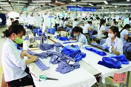 Phát triển tổ chức đảng, đoàn thể và đảng viên trong các doanh nghiệp: Tạo chuyển biến mạnh mẽ cả nhận thức và hành động