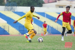 Đông Á Thanh Hóa bận rộn với loạt trận giao hữu sẵn sàng cho V.League - 1 trở lại vào tháng 7-2022