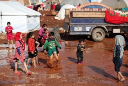 Liên minh châu Âu tiếp tục gia hạn các lệnh trừng phạt Syria