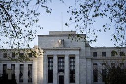 Lạm phát cao kỷ lục, liệu Fed có cần nâng lãi suất mạnh hơn?