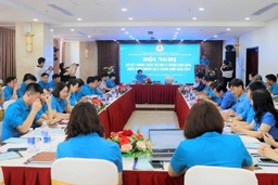 Công đoàn 6 tỉnh Bắc Trung Bộ hỗ trợ hơn 300 tỷ đồng cho đoàn viên, người lao động