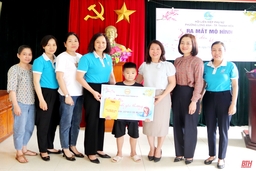 “Vắc-xin tâm hồn” đẩy lùi sang chấn tâm lý trẻ thơ (Bài 2): Nuôi dưỡng hạnh phúc, ươm mầm tương lai