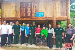 Trao mái ấm tình thương cho hội viên, phụ nữ nghèo và tặng quà cho trẻ mồ côi