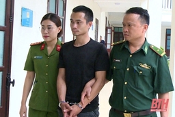 Bắt 2 đối tượng mua bán 1 kg ma tuý đá và 12.000 viên ma tuý tổng hợp