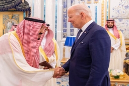 Saudi Arabia và Mỹ thông báo ký kết 18 thỏa thuận hợp tác