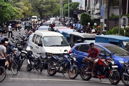 Ngân hàng trung ương Sri Lanka khuyến cáo dân không dùng tiền điện tử