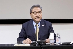 Ngoại trưởng Hàn Quốc Park Jin bắt đầu chuyến công du Nhật Bản