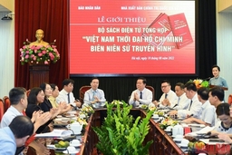 Ra mắt bộ sách điện tử “Việt Nam thời đại Hồ Chí Minh - Biên niên sử truyền hình”