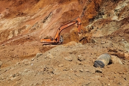 Đóng cửa mỏ đất san lấp tại xã Vĩnh Hòa để quản lý, bảo vệ khoáng sản chưa khai thác