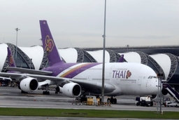 Chính phủ Thái Lan bơm thêm tiền cứu Thai Airways thoát khỏi phá sản