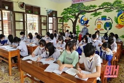 Bộ GD&ĐT đề nghị các trường công khai khoản thu, chi đầu năm học