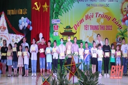 Thị trấn Vĩnh Lộc tổ chức “Đêm hội trăng rằm”
