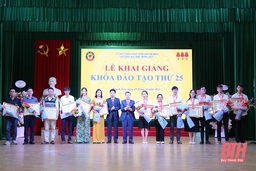 Trường Đại học Hồng Đức khai giảng khóa đào tạo thứ 25