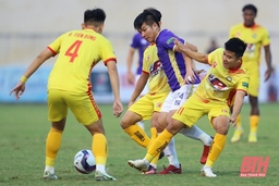 Đông Á Thanh Hóa và Hà Nội FC bất phân thắng bại