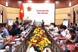 Phó Chủ tịch Thường trực UBND tỉnh Nguyễn Văn Thi tiếp đoàn công tác của Hàn Quốc