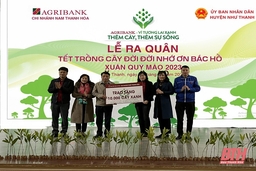 Agribank Nam Thanh Hóa tổ chức Tết trồng cây vì tương lai xanh