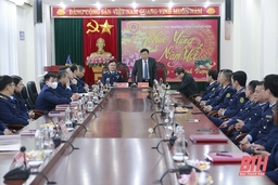 Phó Chủ tịch Thường trực UBND tỉnh Nguyễn Văn Thi kiểm tra tình hình triển khai nhiệm vụ sau Tết Nguyên đán tại một số đơn vị