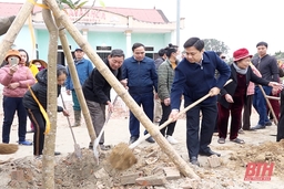 Huyện Vĩnh Lộc trồng 75.000 cây xanh dịp Xuân Quý Mão