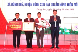 Công bố xã Đông Khê đạt chuẩn nông thôn mới kiểu mẫu