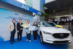 Sun Life tri ân khách hàng trong Chương trình “Sống Sáng Tạo”