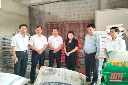 Đoàn ĐBQH tỉnh khảo sát, lấy ý kiến góp ý đối với dự thảo Luật HTX (sửa đổi) tại huyện Vĩnh Lộc và Thạch Thành