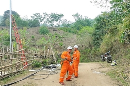 Điện về nơi điểm trường vùng cao