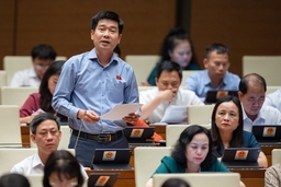 ĐBQH Lê Thanh Hoàn thảo luận về dự kiến Chương trình giám sát của Quốc hội năm 2024