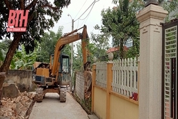 Lan tỏa phong trào hiến đất mở rộng đường giao thông nông thôn ở Triệu Sơn