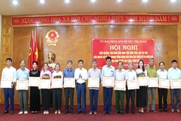 Thọ Xuân biểu dương người có uy tín trong đồng bào các dân tộc thiểu số