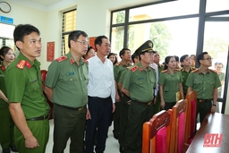 Đoàn công tác của Bộ Công an kiểm tra công tác xây dựng công an phường điển hình, kiểu mẫu về an ninh trật tự và văn minh đô thị