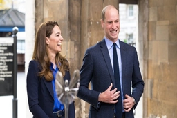 Cặp đôi Hoàng gia Kate-William được bình chọn mặc đẹp nhất thế giới