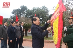Trưởng Ban Tổ chức Tỉnh ủy Nguyễn Văn Hùng thăm, kiểm tra tình hình sản xuất, đời sống Nhân dân huyện Thiệu Hóa