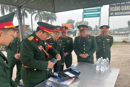 Tổng Cục Kỹ thuật Bộ Quốc phòng kiểm tra an toàn xe quân sự và bảo đảm trật tự an toàn giao thông dịp Tết