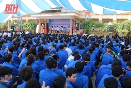 Trung tâm GDNN-GDTX Hoằng Hóa: Nhiều hoạt động chào mừng kỷ niệm 93 năm Ngày thành lập Đoàn