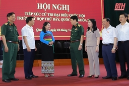 Đại tướng Lương Cường cùng Đại biểu Quốc hội tỉnh Thanh Hóa tiếp xúc cử tri huyện Quan Sơn